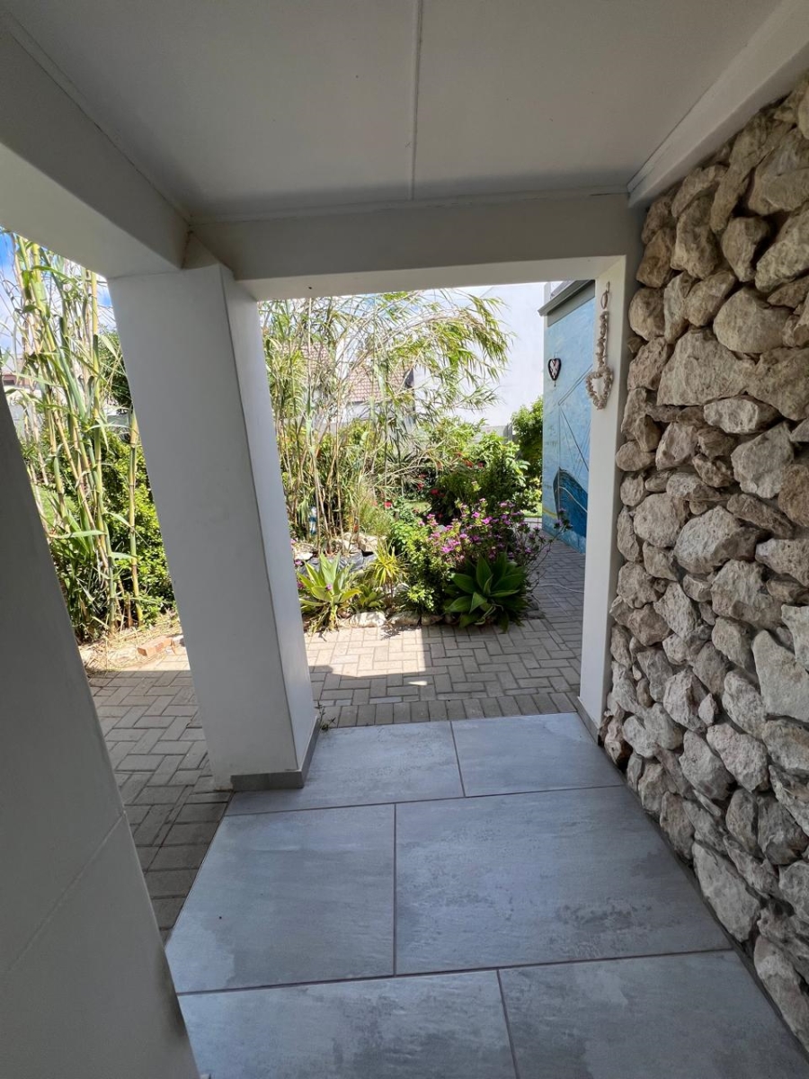 3 Bedroom Property for Sale in Kleinkoornhuis Western Cape